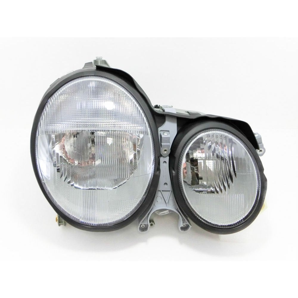 Far Sağ Mercedes W210 2000-2002 Arası