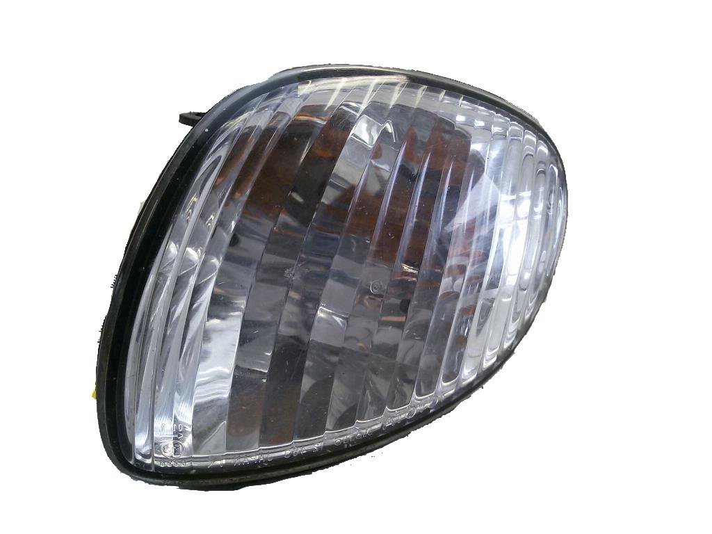 Sinyal Lambası Ön Sol Toyota Corolla 2000-2002 Arası