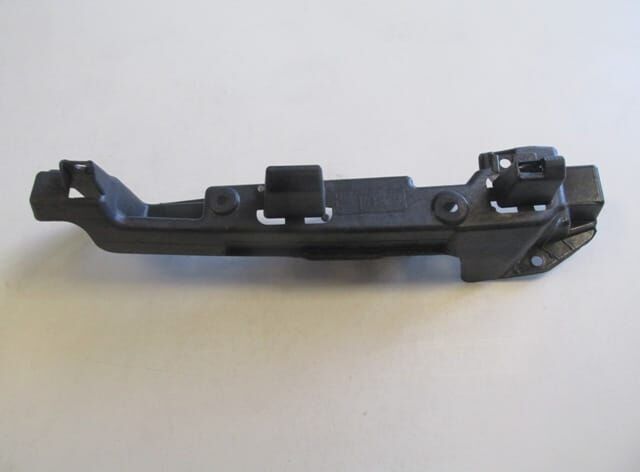 Ön Çamurluk Bağlantı Suportu Sağ Renault Kangoo 4 14-21 Arası