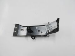 Ön Tampon Çamurluk Bağlantı Braketi Sağ Mazda 3 Sd-Hb 14-16 Arası