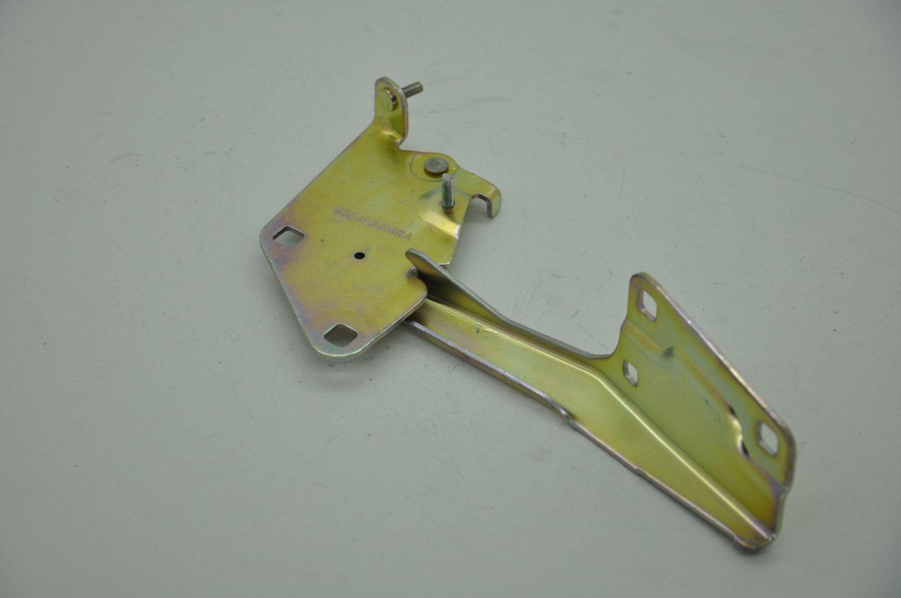 Motor Kaput Menteşesi Sol Fluence-Megane 3