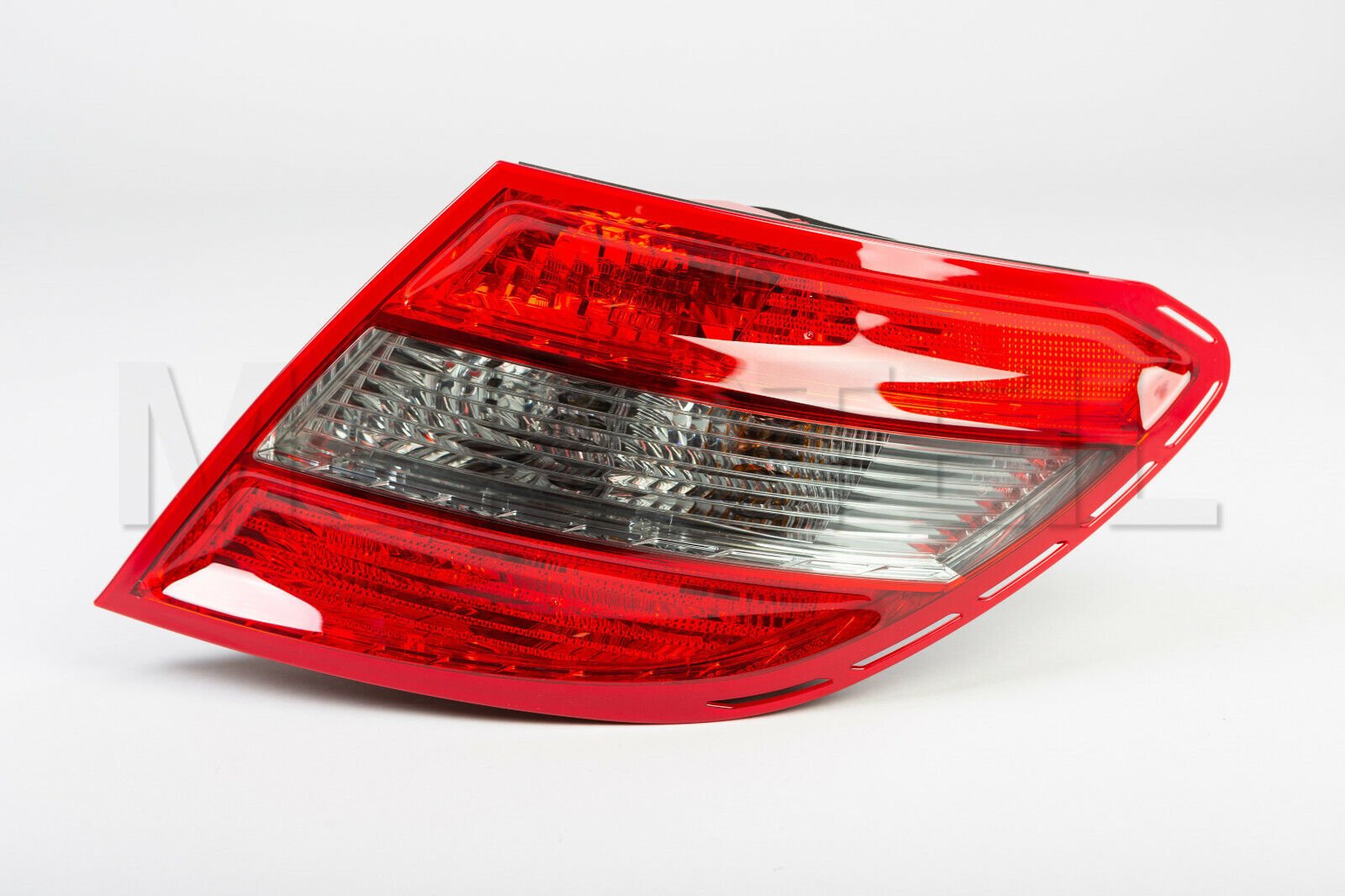 Stop Lambası Sağ Mercedes W204 Avangarde 2006-2010 Arası