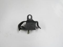 Ön Motor Takozu (Mıtoyo) Nissan Skystar Pick Up D22 97 - 02 Arası