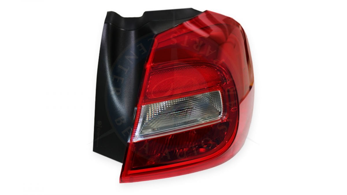 Stop Lambası Sağ Mercedes W156 GLA