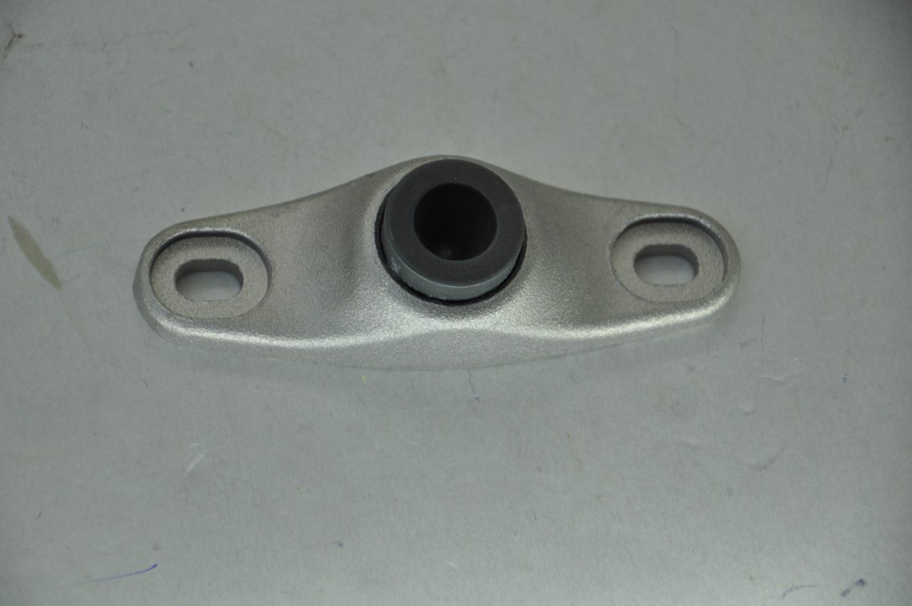 Sürgülü Kapı Merkezleme Dayanağı Alt Doblo 2001-2010 Arası (Direkteki)