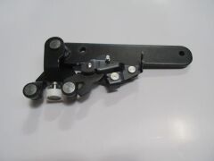 Sağ Sürgülü Kapı Alt Ray Bağlantısı Fiat Doblo 2011-2015 Arası
