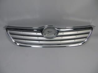 Ön Panjur Nikelaj Çerçeveli-İç Petekleri Gümüş Gri Düz Çizgili Tip Toyota Corolla Zze121 2005-2006 Arası