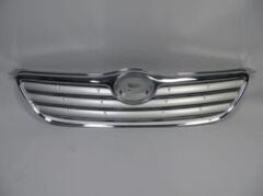Ön Panjur Nikelaj Çerçeveli-İç Petekleri Gümüş Gri Düz Çizgili Tip Toyota Corolla Zze121 2005-2006 Arası