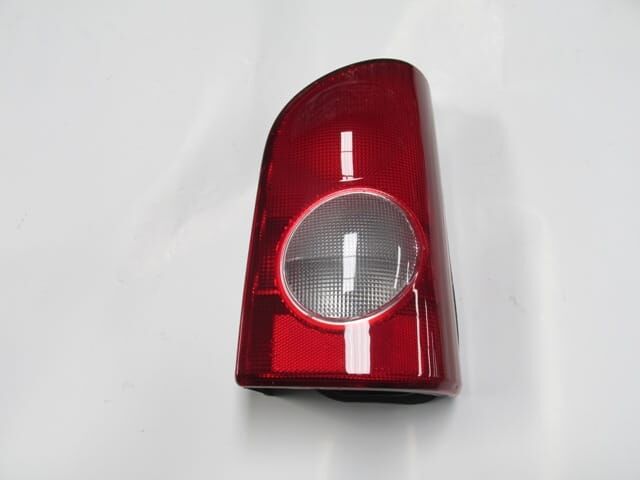 Stop Lambası Sağ Kırmızı-Beyaz Hyundaı H100 Minibüs 97-08 Arası
