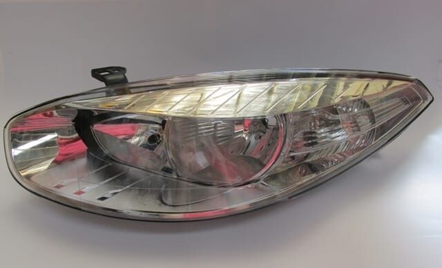 Far Sol Elektrikli-Motorlu 5 Fişli (Merceksiz)  Renault Fluence 09-12 Arası