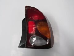 Stop Lambası Sağ Kırmızı-Sarı-Beyaz Daewoo Lanos Sd 00-03 Arası