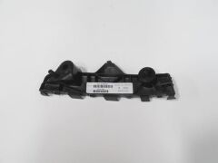 Ön Tampon Braketi Sol Plastik Mazda 2 Hb 08-14 Arası