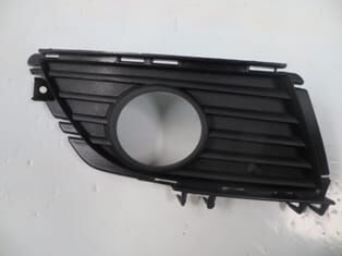 Sis Far Çerçevesi Sağ (Delikli) Opel Corsa C 04-06 Arası