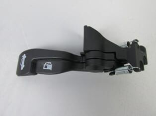 Bagaj Kapağı Ve Depo Kapağı İç Açma Kolu (Mandalı) Plastik (Euro Body) Toyota Corolla Zz111 00-02 Arası