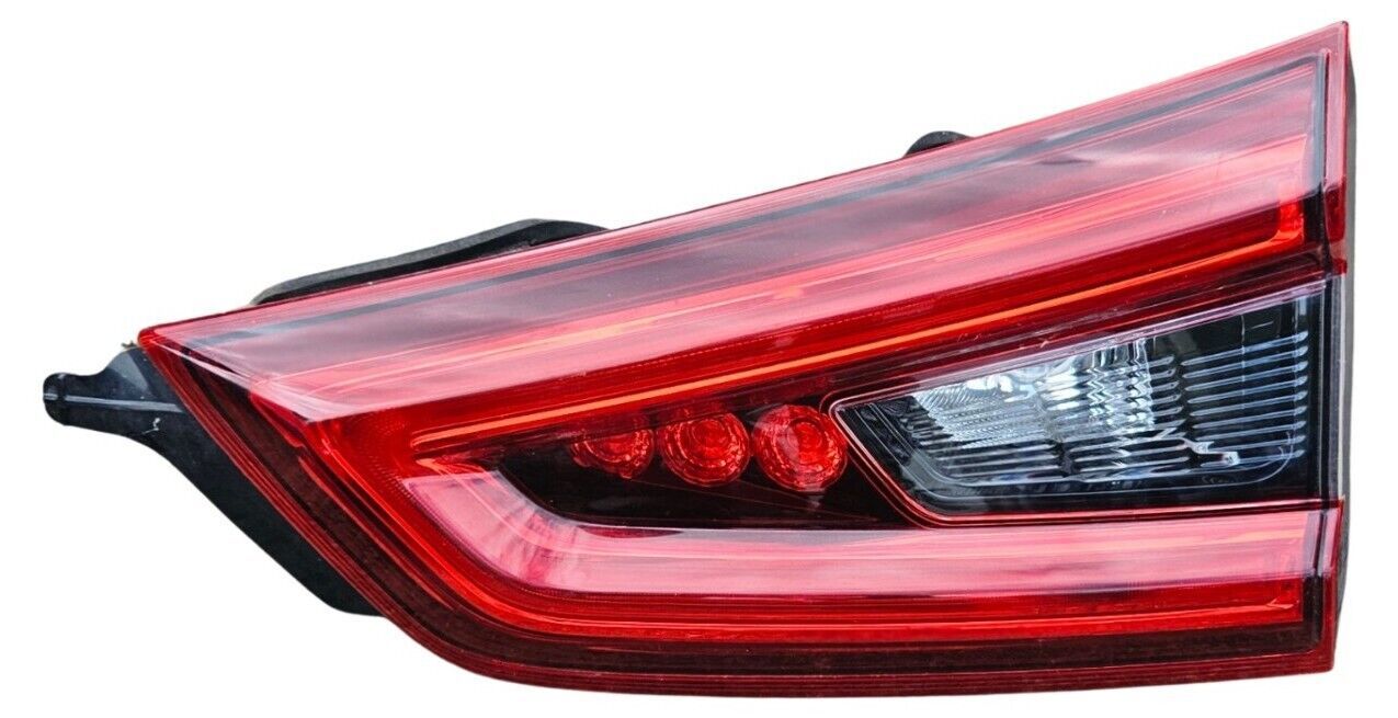 Nissan Qashqai Arka Stop İç Ledli Sağ 17-