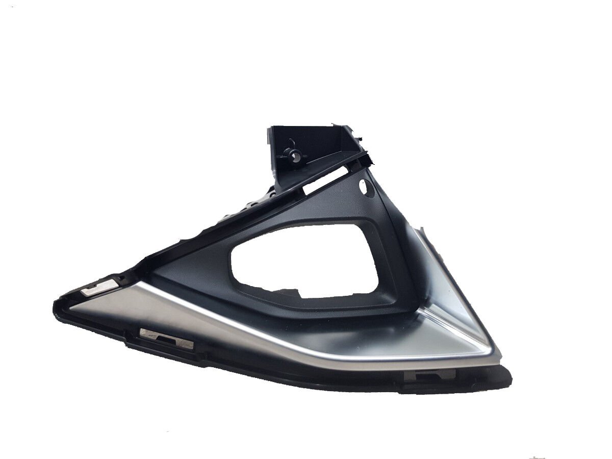 Qashqai Ön Tampon Sis Far Çerçevesi Gümüş Sağ 2022 Sonrası