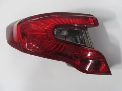 Sol Dış Stop Lambası Kırmızı-Beyaz-Ledsiz (Mars) (E Marklı) Fiat Egea Sd 2021-2026 Arası