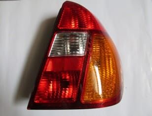 Stop Lambası Sol (Kırmızı - Sarı - Beyaz) Duysuz Renault Clio 2 Sd 98 - 01 Arası