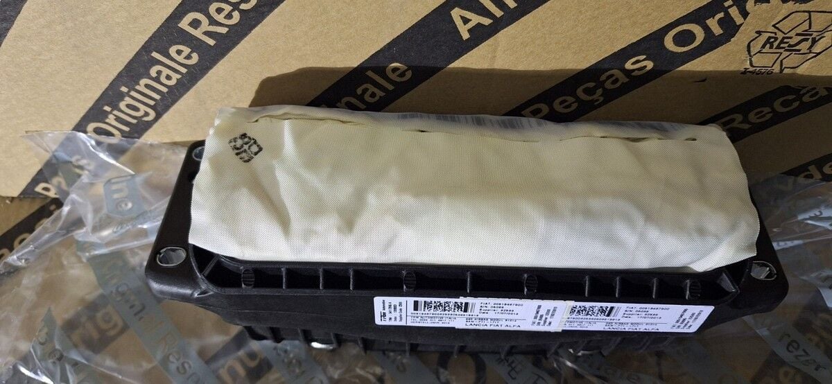 Airbag (Torpidoda Yolcu Tarafı) Doblo 2010 Sonrası