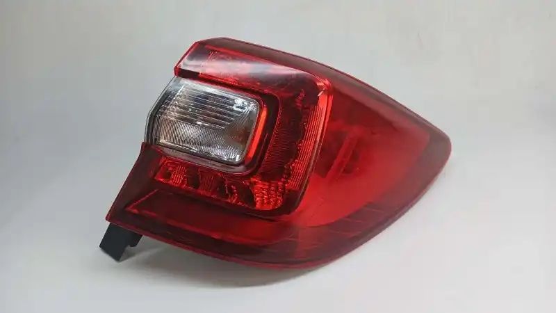 Subaru Outback Arka Stop Ledli Sağ 17-