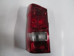 Stop Lambası Sol Kırmızı-Beyaz  Mercedes Vıto W447 15-24 Arası