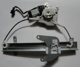 Arka Cam Krikosu Sağ Elektrikli-Motorlu 2Fişli Nıssan Maxıma A33 03-06 Arası