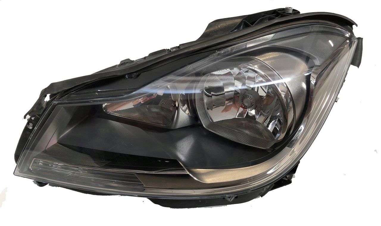 Far Ön Sol (Siyah-Motorlu) Mercedes C Serisi W204 2011-2014 Arası