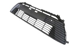 Ön Tampon Panjuru Siyah (Sensör Delikli Çeki Demiri Kapaklı) (Eurobump) Toyota Corolla E210 19-25 Arası