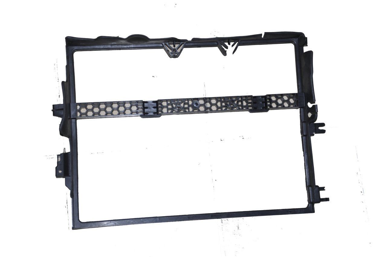 Radyatör Davlumbazı Clio 5 2020 Sonrası