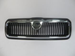 Ön Panjur Siyah (Nikelaj Çerçeveli) Skoda Octavıa 96-00 Arası