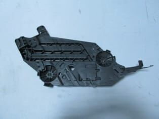 Far Alt Bağlantı Braketi Sol (Far Alt Taşıyıcısı-Yıkamasız) Plastik (Tw-Y) Skoda Octavıa 10-12 Arası