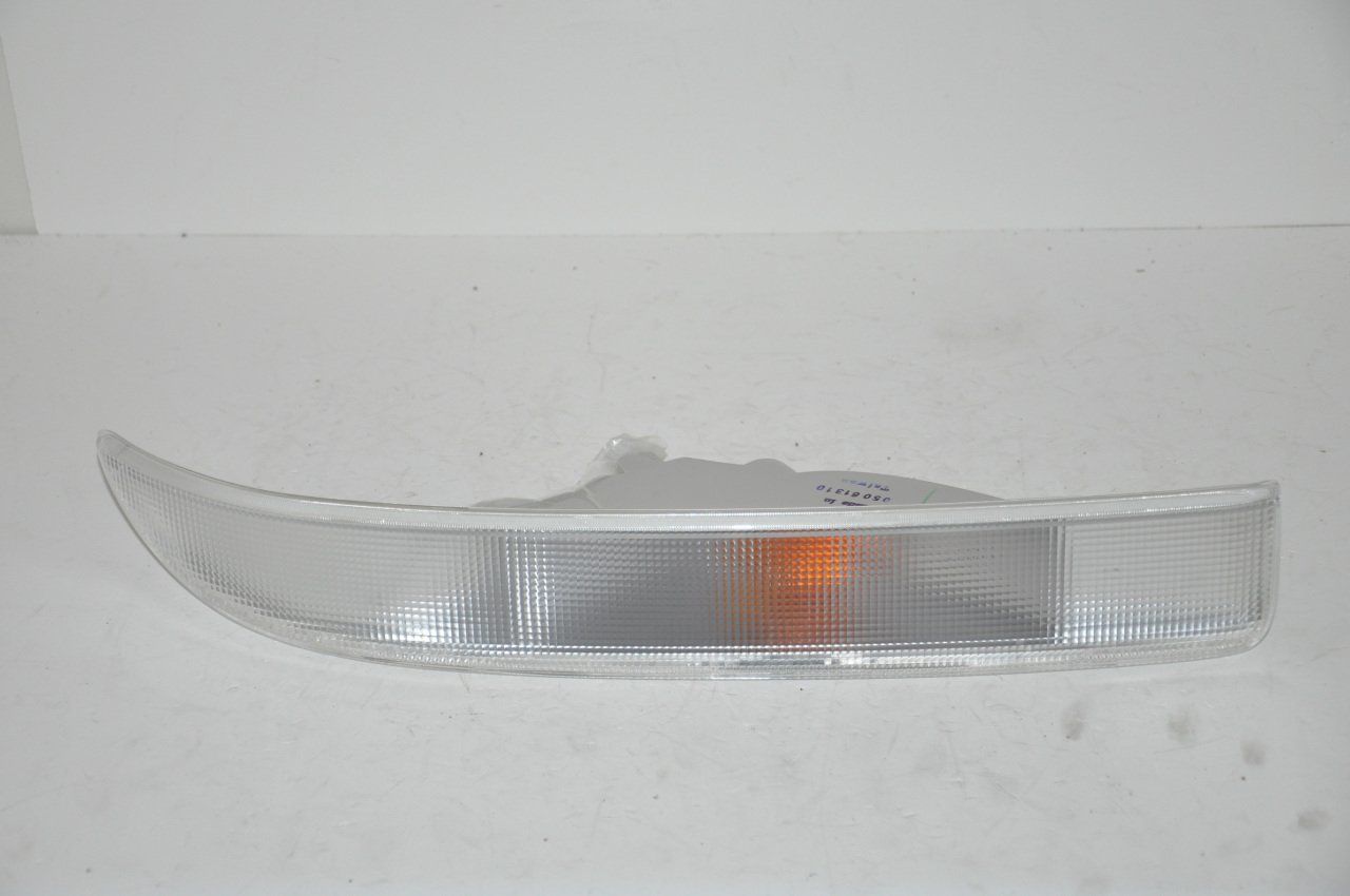 Sağ Ön Sinyal Lambası Master 1998-2004 Modelleri Arası (Beyaz)