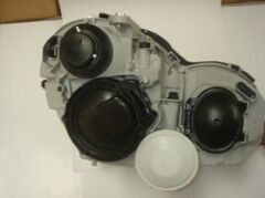 Sol Far Lambası Vakum Ayarlı-Merceksiz-Şeffaf Cam-5Pinli(H7-H7) Mercedes C Class W203 2003-2007 Arası