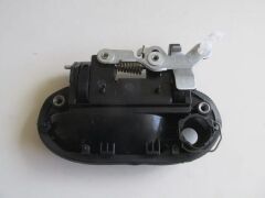 Ön Kapı Dış Açma Kolu Sağ Siyah Segmanlı Tip (Euro Body) Hyundaı Accent 95-97 Arası