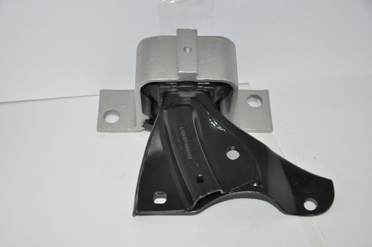 Sağ Motor Takozu 1.4-1.6 Dacıa Logan