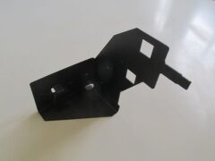 Ön Tampon Çamurluk Bağlantı Braketi Sol (Sac) Renault Captur 13-19 Arası