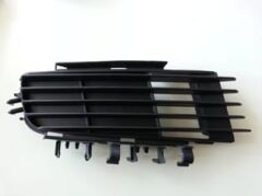 Sis Lambası Yan Kapağı Sağ (Sissiz Tip) Opel Vectra C 03-05 Arası