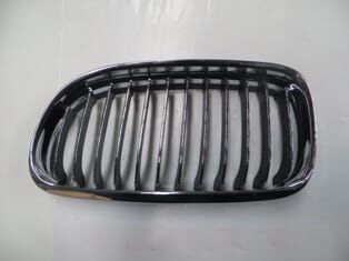 Ön Panjur Sol Nikelajlı-Siyahbmw 3 Serı E90 09-11 Arası