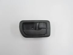 Ön Kapı İç Açma Kolu Sağ Siyah (Hushan) Toyota Carına 97-98 Arası