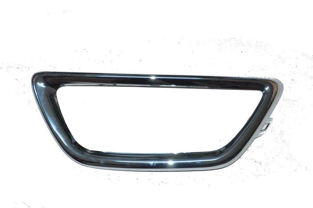 Sağ Sis Farı Çerçeve Nikelajı Captur 2013-2017 Arası Modeller İçin