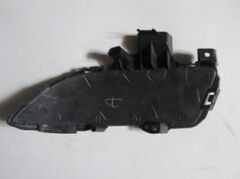 Sis Far Çerçevesi Sağ (Fpı) Mazda 3 Sd 03-06 Arası