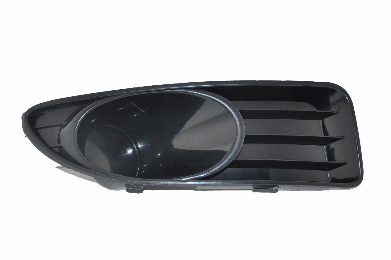 Sağ Sis Far Çerçevesi Linea Siyah (Sissiz) 2007-2012 Arası