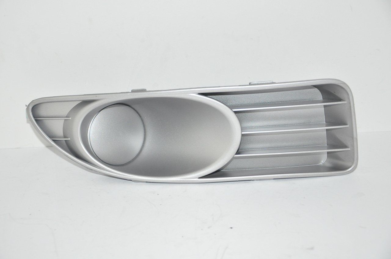 Sağ Sis Far Çerçevesi Linea Gri (Sissiz) 2007-2012 Arası