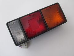 Stop Lambası Sağ (Sarı-Kırmızı-Beyaz) (Küçük Tip) (Famella) Mıtsubıshı Canter Fe304 90-97 Arası