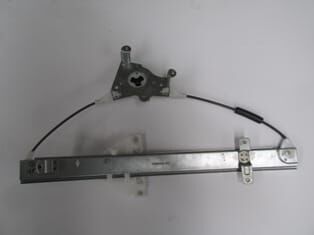 Arka Cam Krikosu Sağ Elektrikli-Motorsuz (Üçgen Tip) Hyundaı Elantra 95-97 Arası