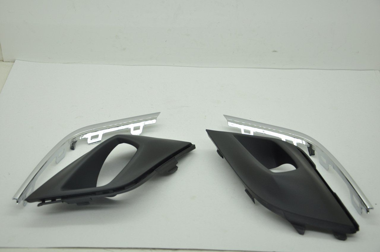 Sis Far Çerçevesi Takımı Clio 4 2017 Sonrası (Sisli Tip Ve Nikelajlı)