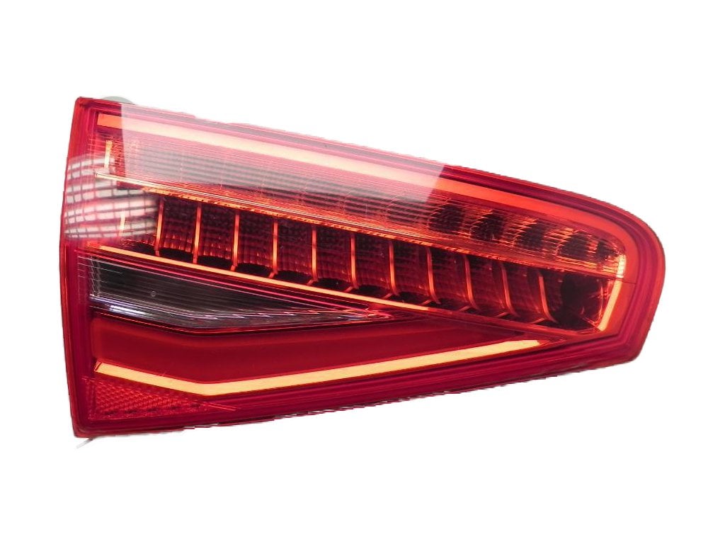 Stop Lambası Sol İç (Led) Audi A4 2012-2015 Arası