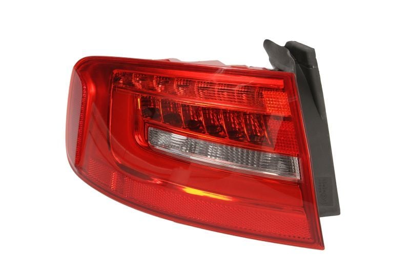 Stop Lambası Sol Dış Audi A4 2012-2015 Arası (Led)
