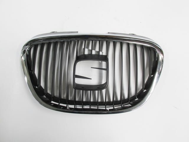 Ön Panjur Siyah (Nikelaj Çerçeveli) Seat Altea 04-15 Arası