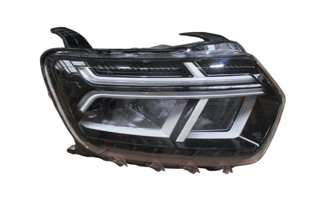 Far Sağ Elektrikli-Motorlu-Ledli (Beyaz Çıtalı) Dacıa Duster 21-24 Arası